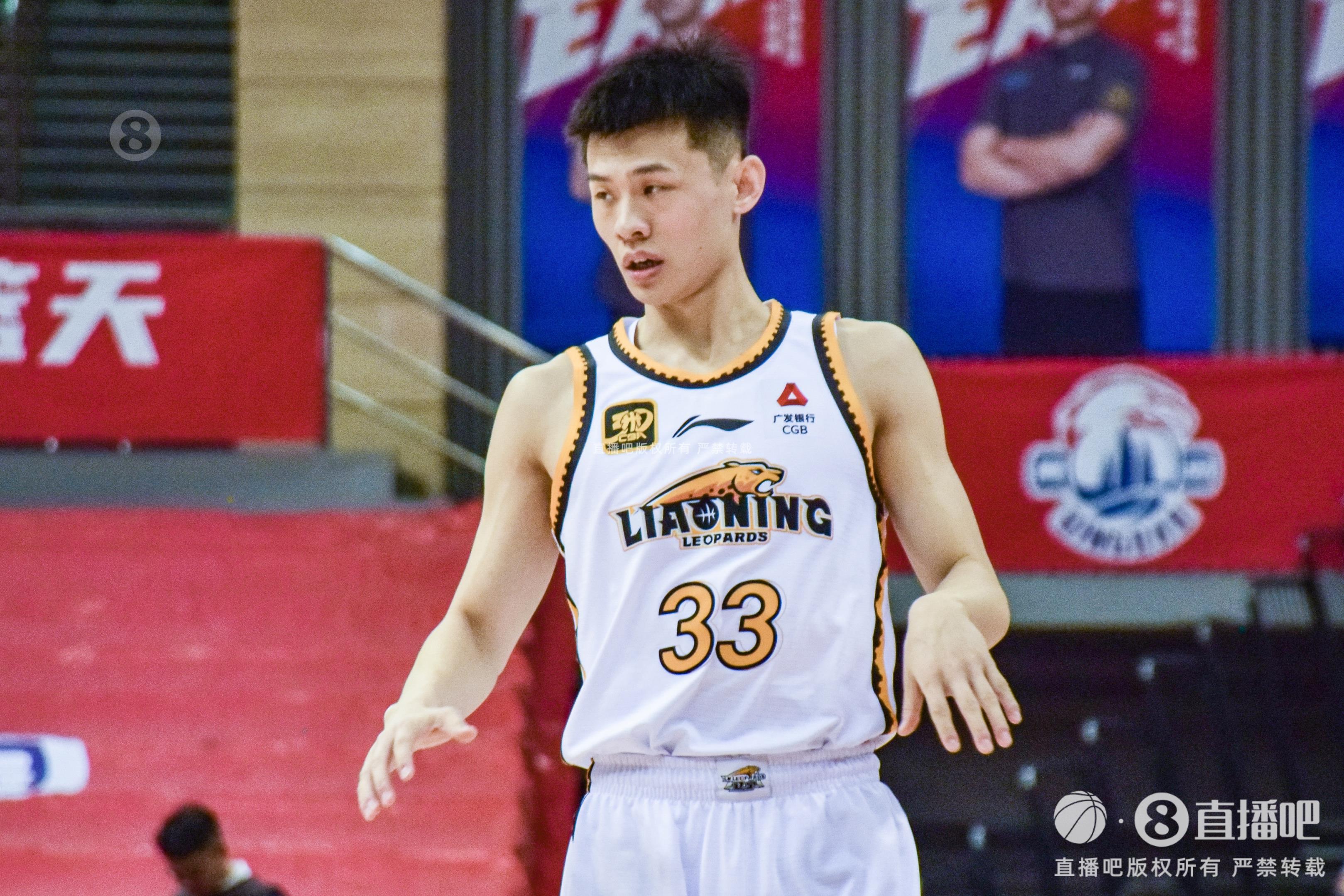 盡力了！王嵐嵚末節(jié)2記三分 全場18分鐘4中3拿到10分